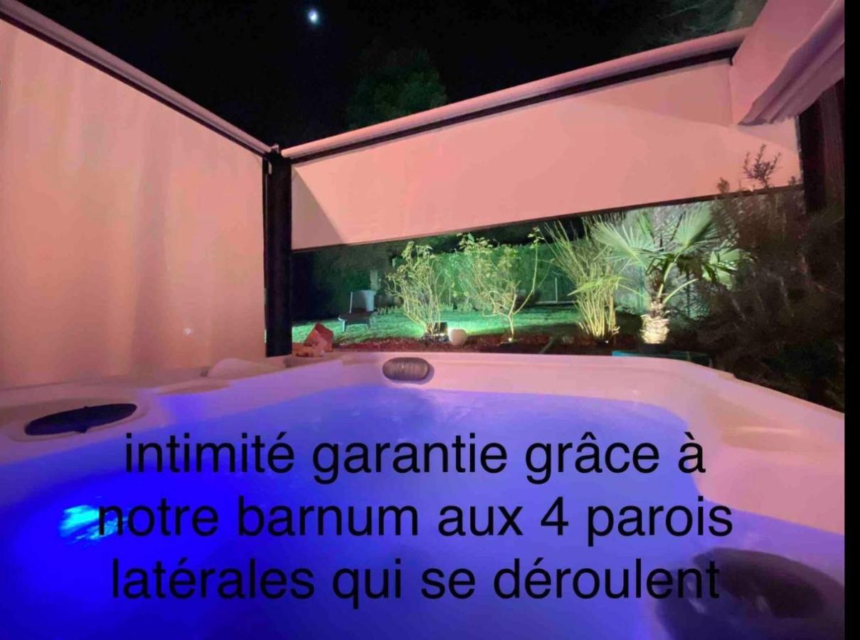 Le Jacuzzi De Marie Ll Apartment Tourcoing Luaran gambar
